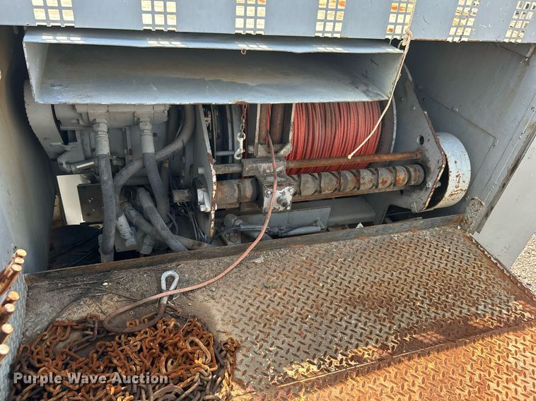 image for item KW9097 2001 International 4700  reel truck