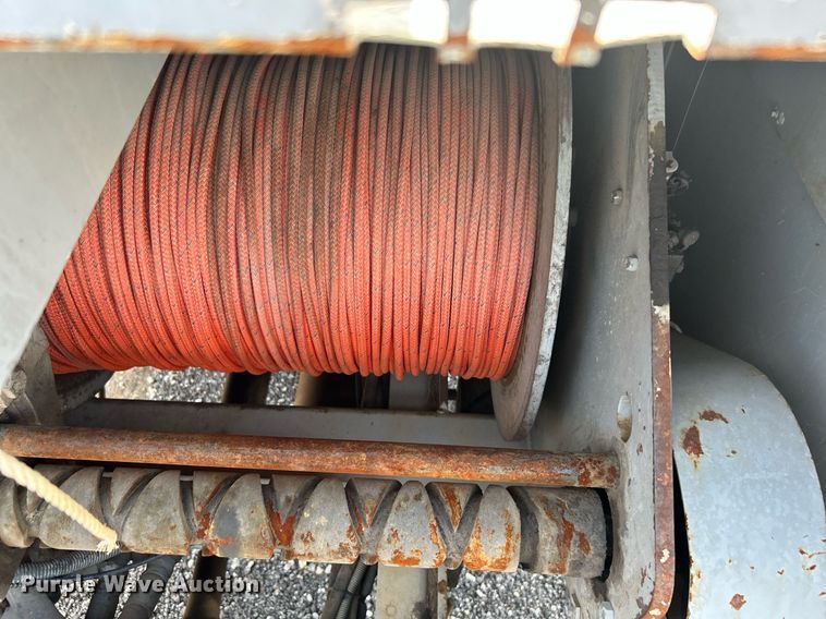 image for item KW9097 2001 International 4700  reel truck