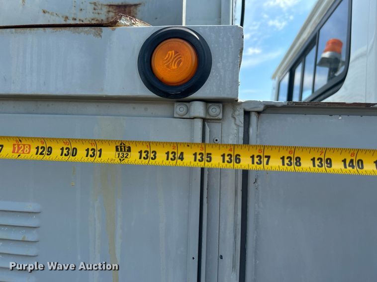 image for item KW9097 2001 International 4700  reel truck