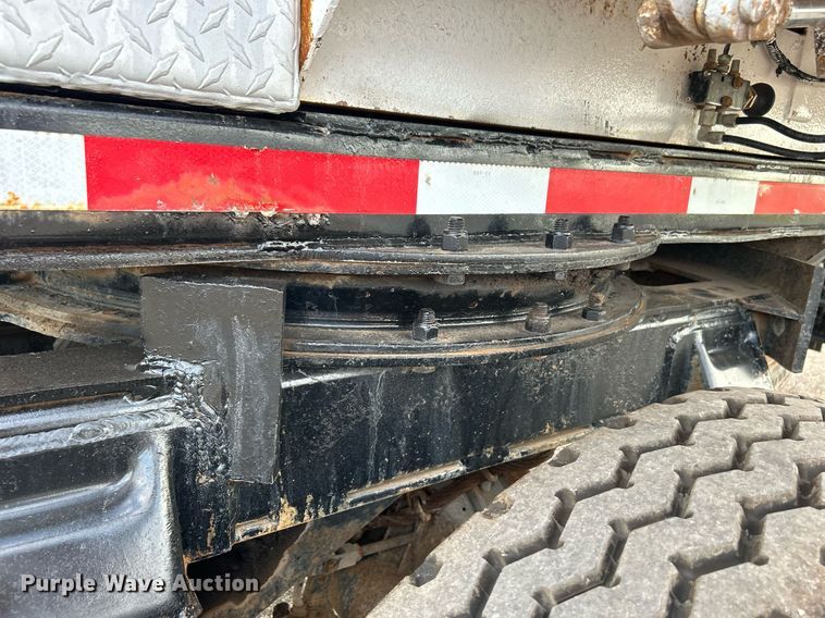 image for item KW9133 1998 Industrial Welding & Supply  end dump pup trailer