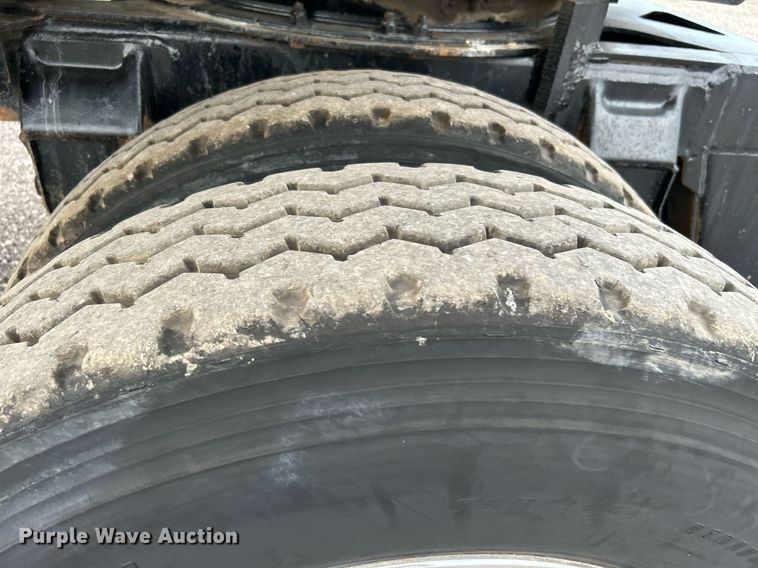 image for item KW9133 1998 Industrial Welding & Supply  end dump pup trailer