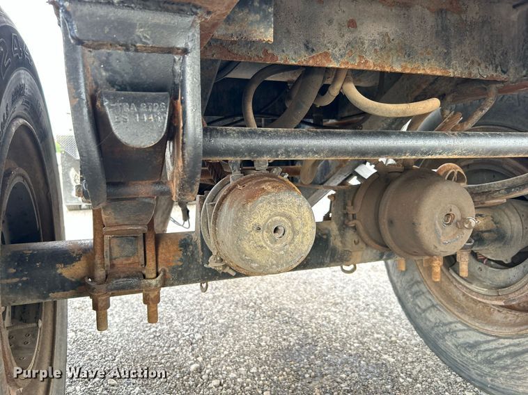 image for item KW9133 1998 Industrial Welding & Supply  end dump pup trailer