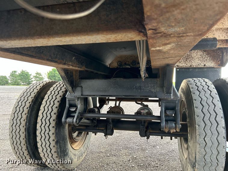 image for item KW9133 1998 Industrial Welding & Supply  end dump pup trailer