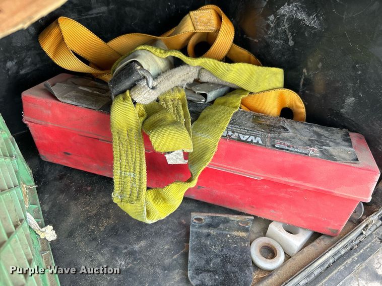 image for item KW9224 2010 Hino 238  bucket truck