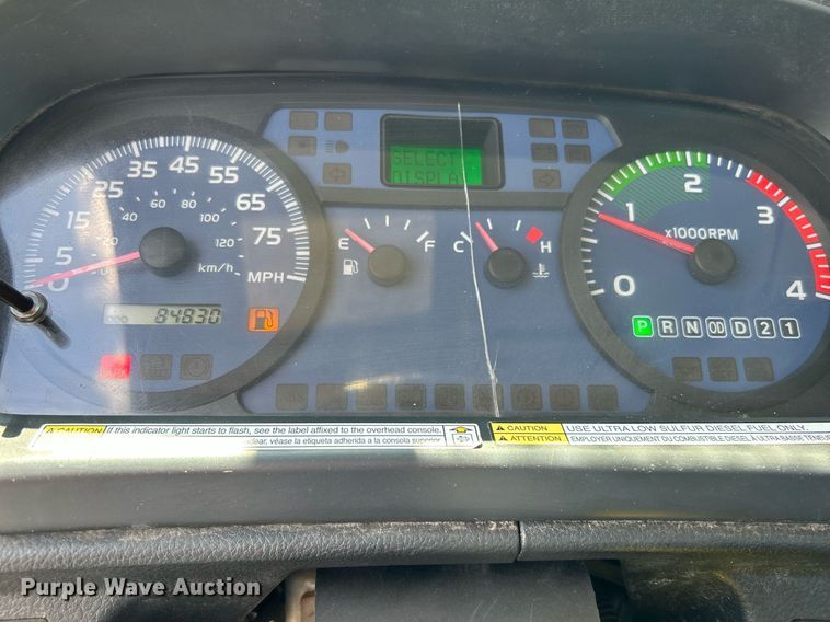 image for item KW9224 2010 Hino 238  bucket truck