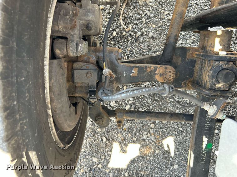 image for item KW9224 2010 Hino 238  bucket truck