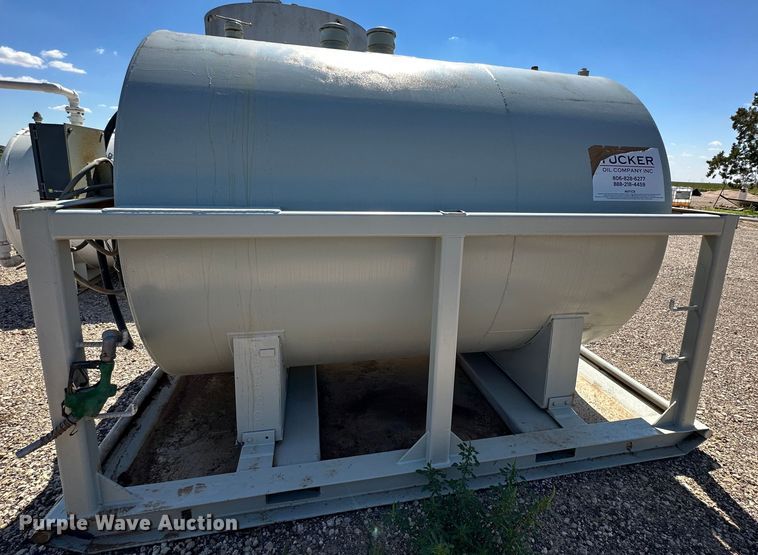 image for item KX9750 Fuel tank