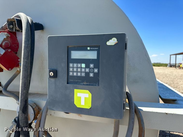 image for item KX9750 Fuel tank