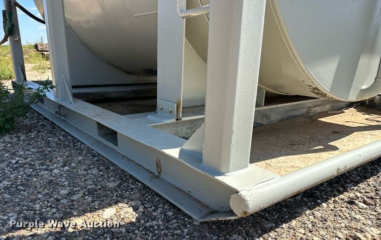 image for item KX9750 Fuel tank