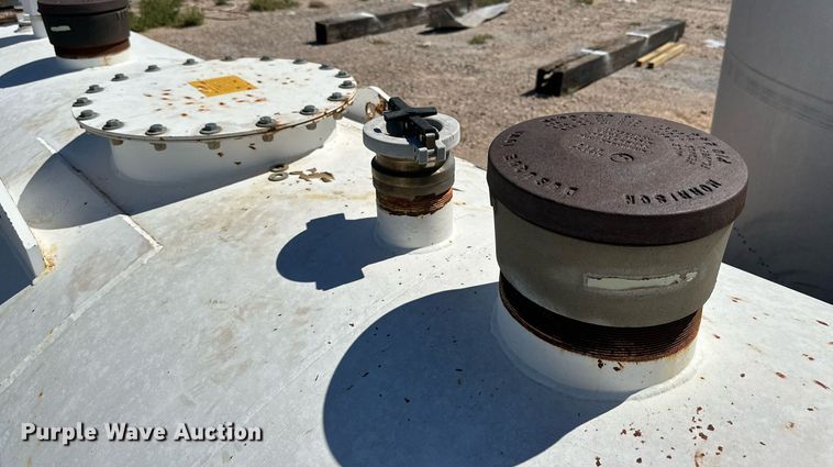 image for item KX9751 Fuel tank