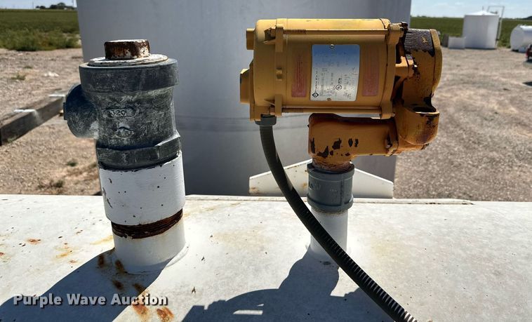 image for item KX9751 Fuel tank