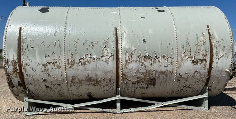 image for item KX9752 Fuel tank