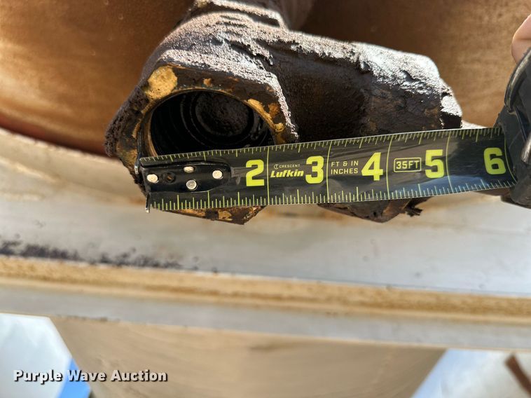 image for item KX9756 (2) fuel tanks