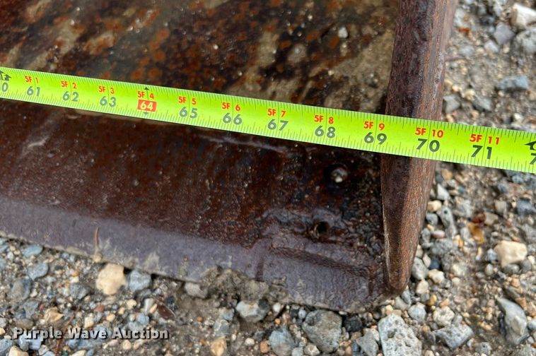 image for item LF9488 Oliver OC96  track loader