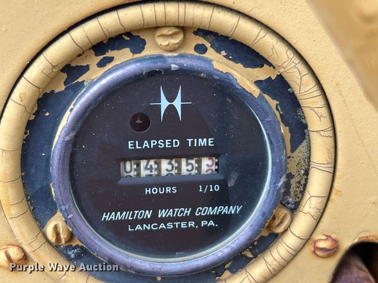 image for item LF9488 Oliver OC96  track loader