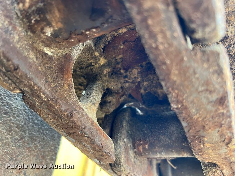 image for item LF9488 Oliver OC96  track loader