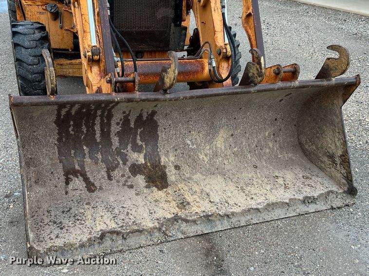 image for item LF9489 2004 Case 580M Series 2  backhoe