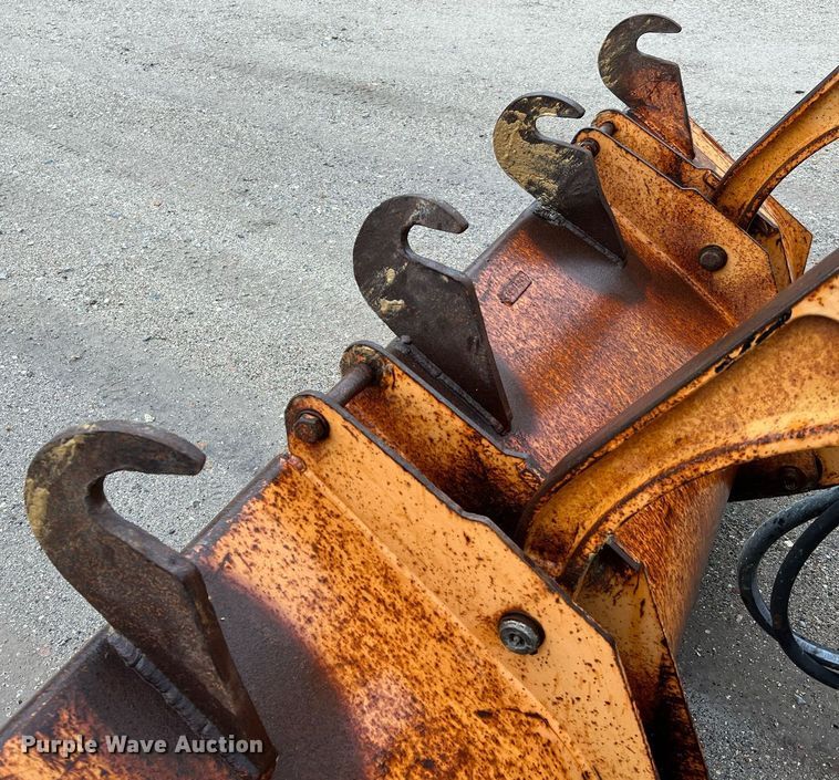 image for item LF9489 2004 Case 580M Series 2  backhoe