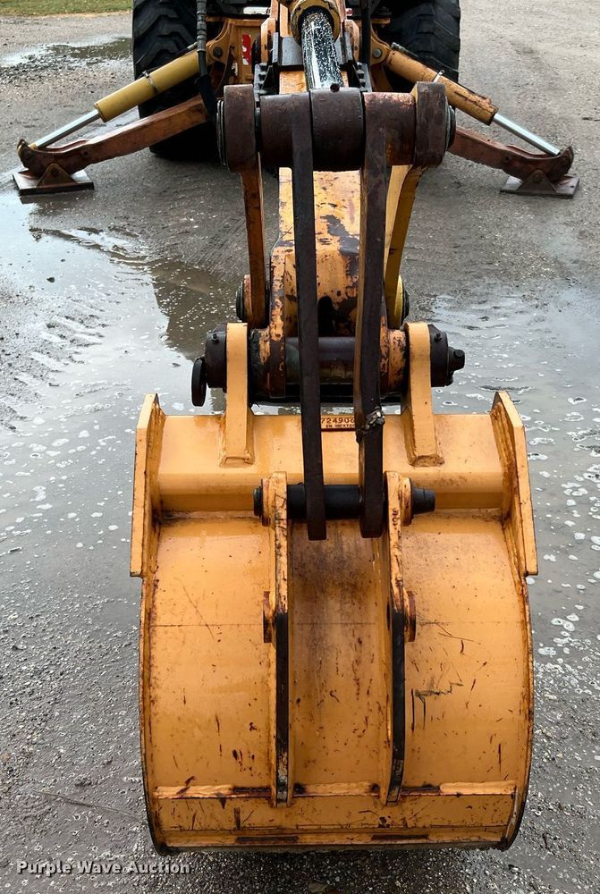 image for item LF9489 2004 Case 580M Series 2  backhoe