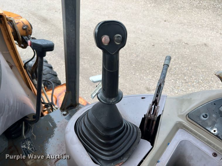 image for item LF9489 2004 Case 580M Series 2  backhoe