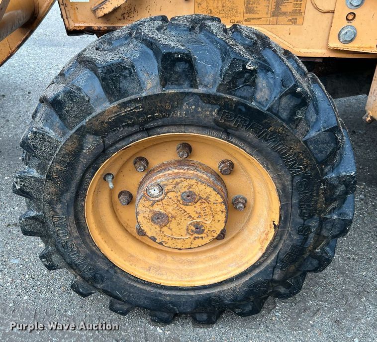 image for item LF9489 2004 Case 580M Series 2  backhoe