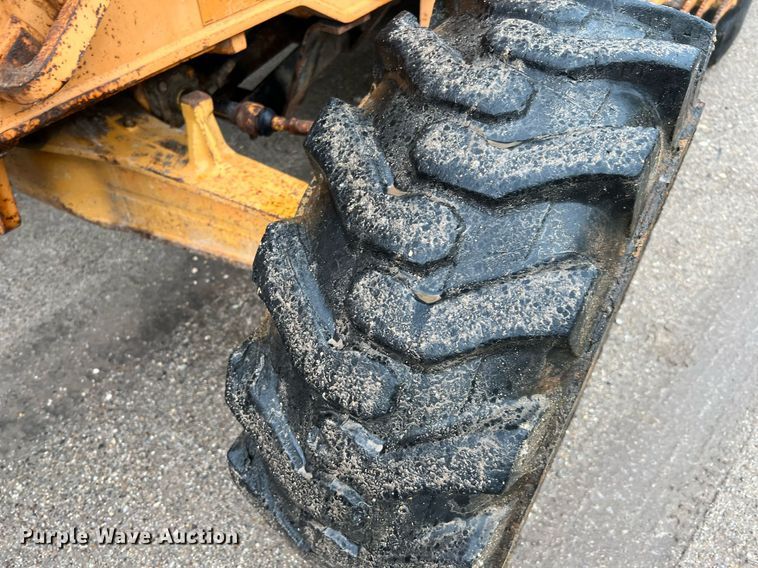 image for item LF9489 2004 Case 580M Series 2  backhoe