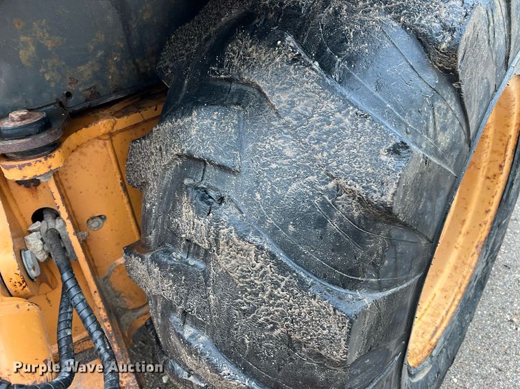 image for item LF9489 2004 Case 580M Series 2  backhoe