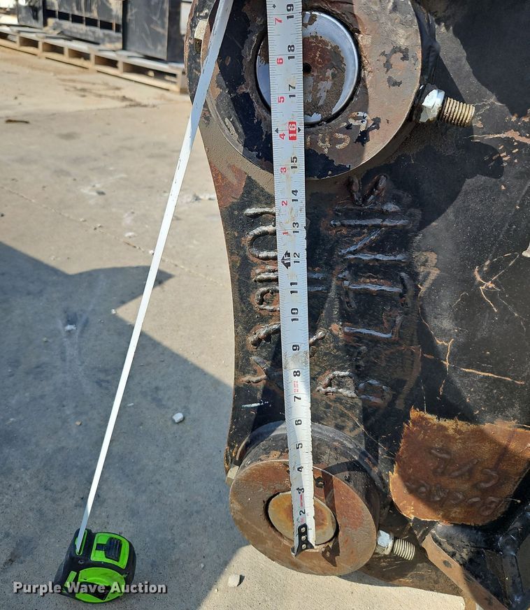 image for item LM9148 Caterpillar 100 Hammer  breaker