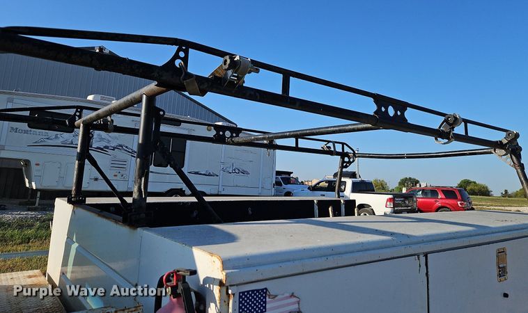 image for item LM9152 2006 Ford F550 Super Duty  utility/ service truck