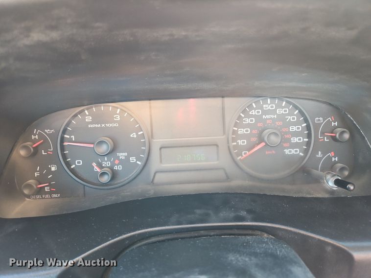 image for item LM9152 2006 Ford F550 Super Duty  utility/ service truck