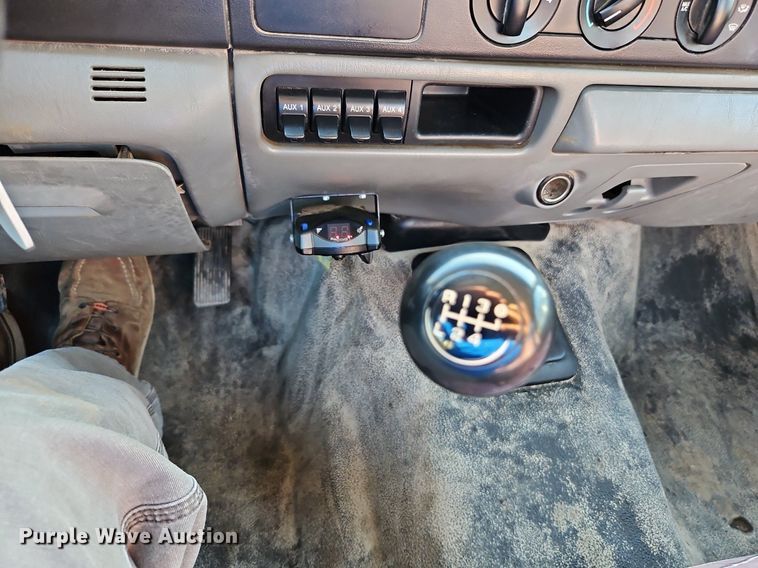 image for item LM9152 2006 Ford F550 Super Duty  utility/ service truck