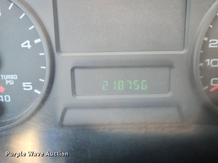 image for item LM9152 2006 Ford F550 Super Duty  utility/ service truck