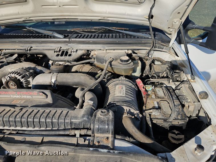 image for item LM9152 2006 Ford F550 Super Duty  utility/ service truck