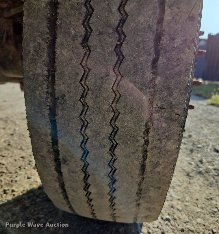 image for item LM9152 2006 Ford F550 Super Duty  utility/ service truck