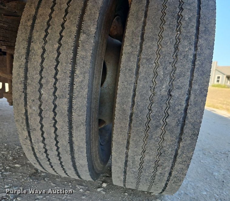 image for item LM9152 2006 Ford F550 Super Duty  utility/ service truck