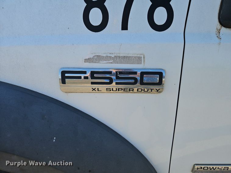 image for item LM9152 2006 Ford F550 Super Duty  utility/ service truck