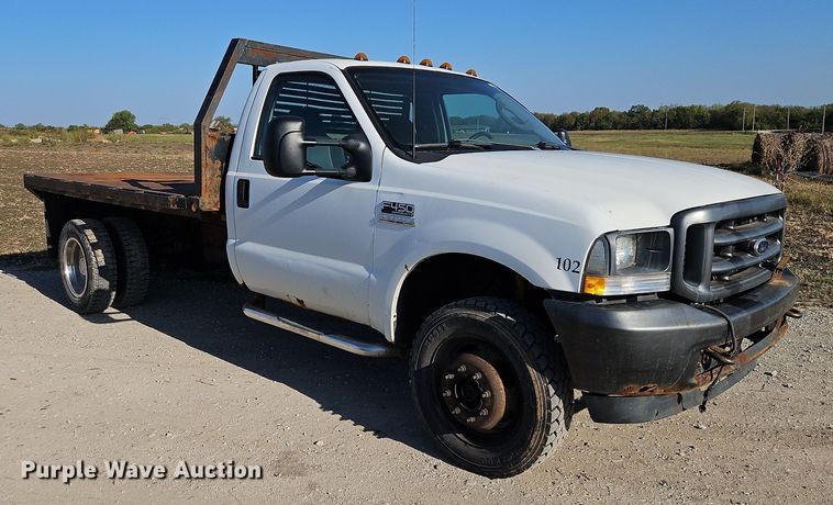 image for item LM9153 2003 Ford F450 Super Duty  dump flatbed truck