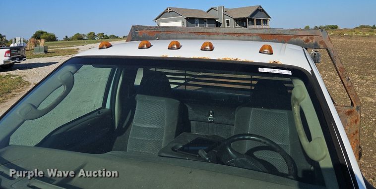 image for item LM9153 2003 Ford F450 Super Duty  dump flatbed truck