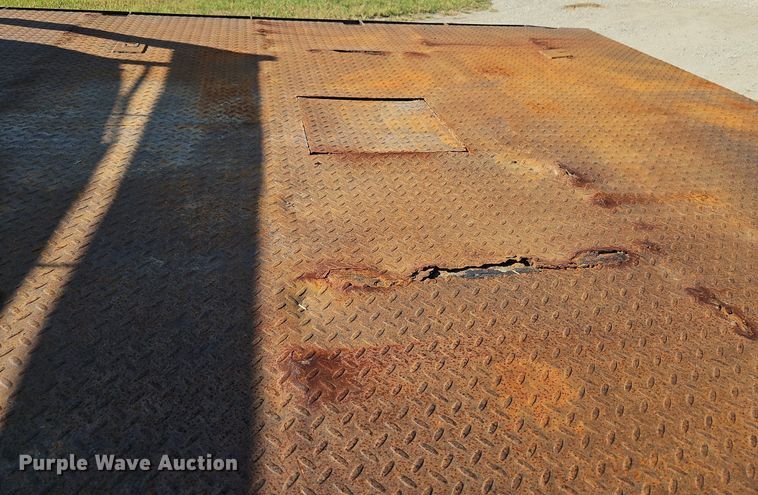 image for item LM9153 2003 Ford F450 Super Duty  dump flatbed truck