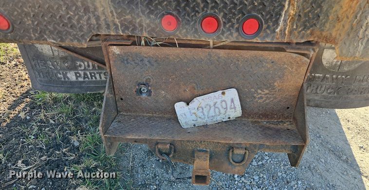 image for item LM9153 2003 Ford F450 Super Duty  dump flatbed truck