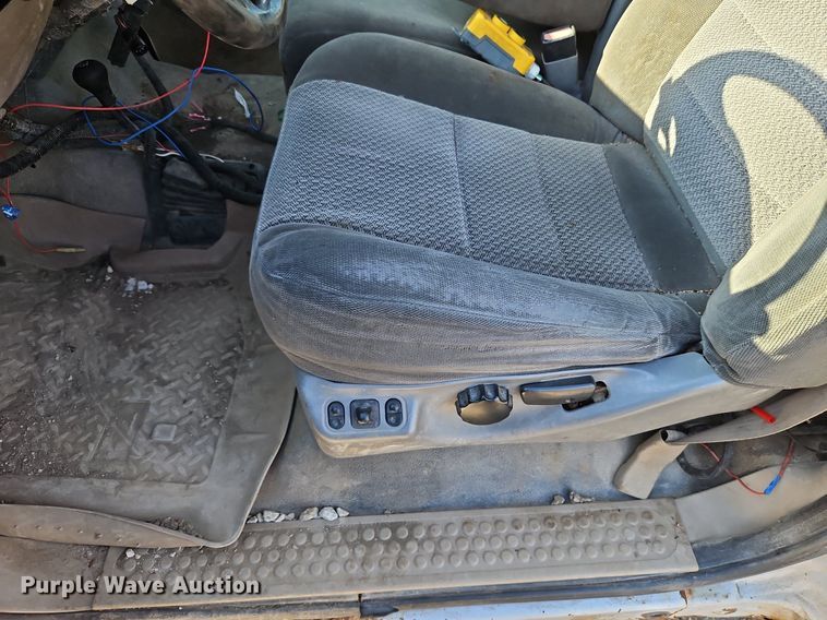 image for item LM9153 2003 Ford F450 Super Duty  dump flatbed truck