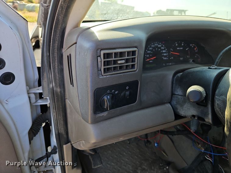 image for item LM9153 2003 Ford F450 Super Duty  dump flatbed truck