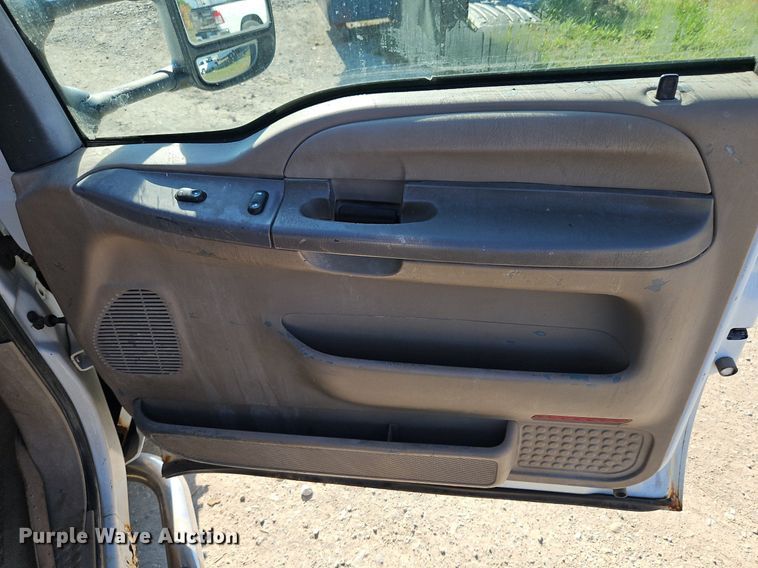 image for item LM9153 2003 Ford F450 Super Duty  dump flatbed truck