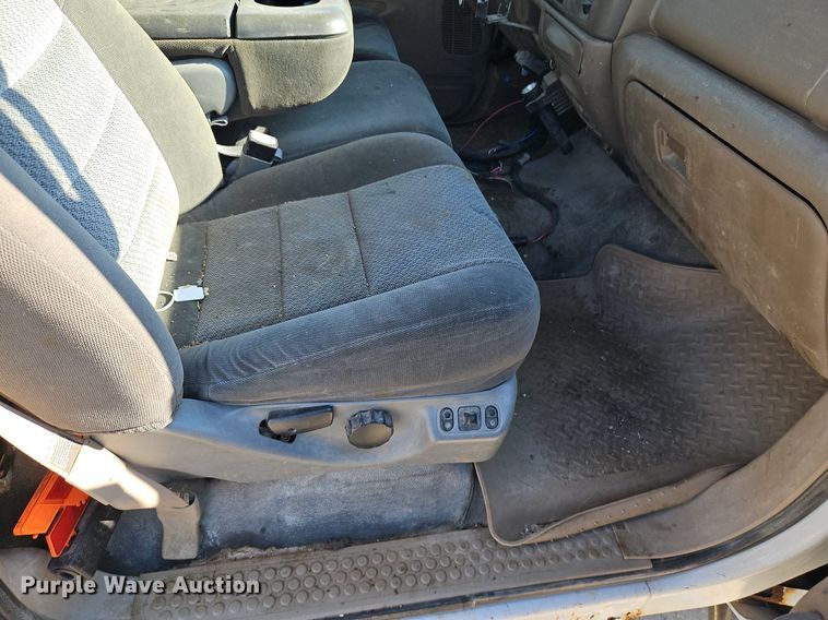 image for item LM9153 2003 Ford F450 Super Duty  dump flatbed truck