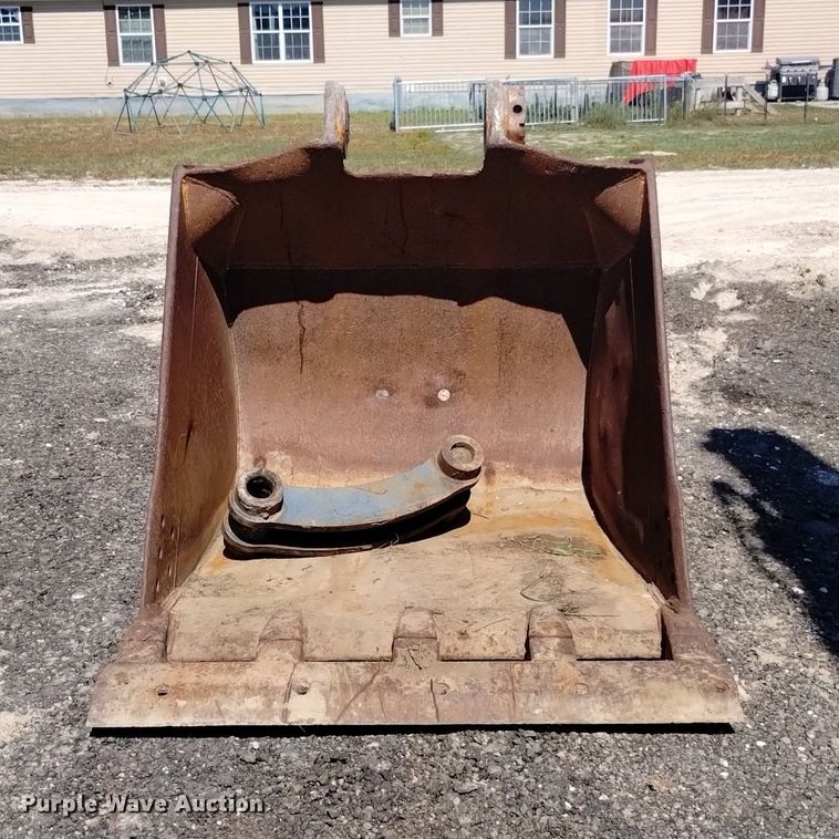 image for item LN9807 52" W bucket