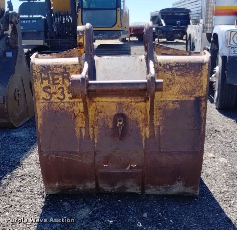 image for item LN9807 52" W bucket