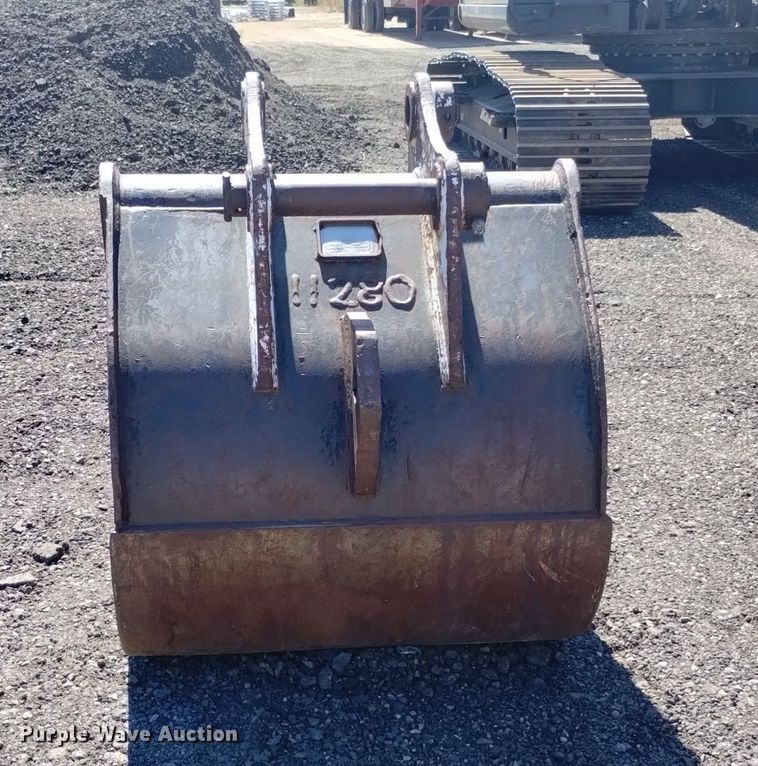 image for item LN9808 Entek  40" W bucket