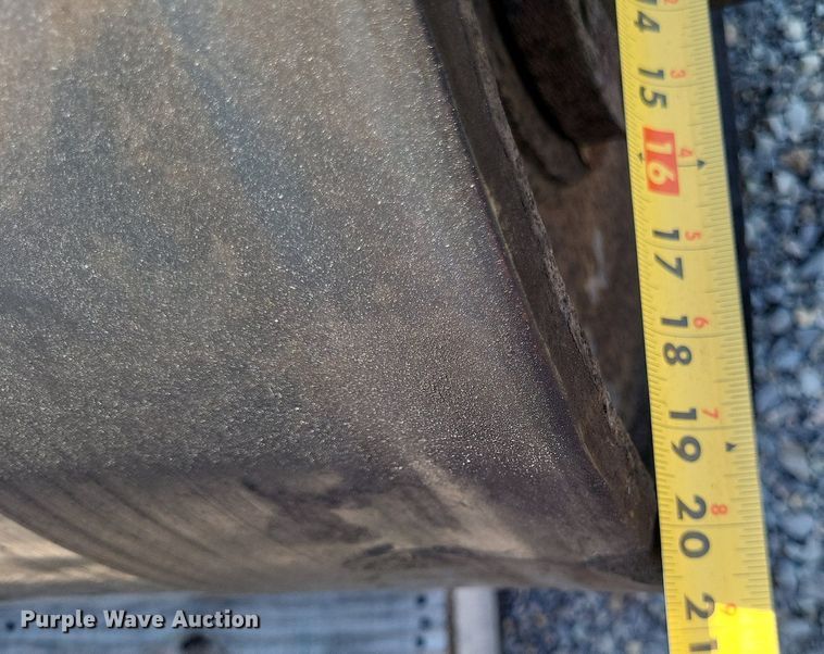 image for item LS9758 Approximately (7) 48" conveyor rollers