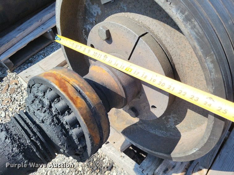 image for item LS9758 Approximately (7) 48" conveyor rollers