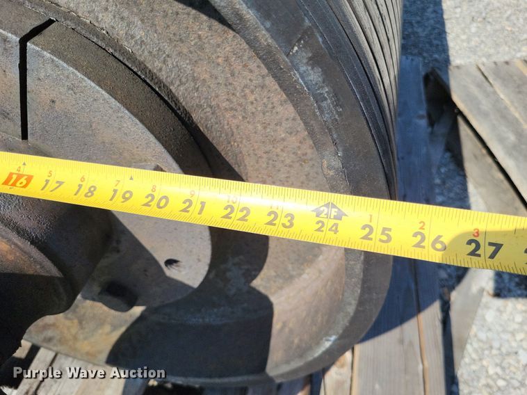 image for item LS9758 Approximately (7) 48" conveyor rollers